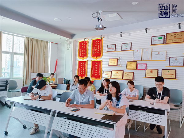 燦源裝飾員工技能培訓會抓拍 燦源裝飾員工技能培訓會抓拍